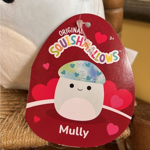 NWT Mully the Mushroom Squishmallow - Picture 3 of 3